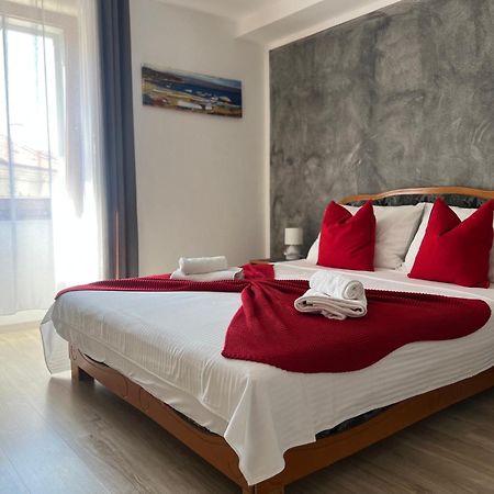 Rooms Valentino Пореч Екстериор снимка