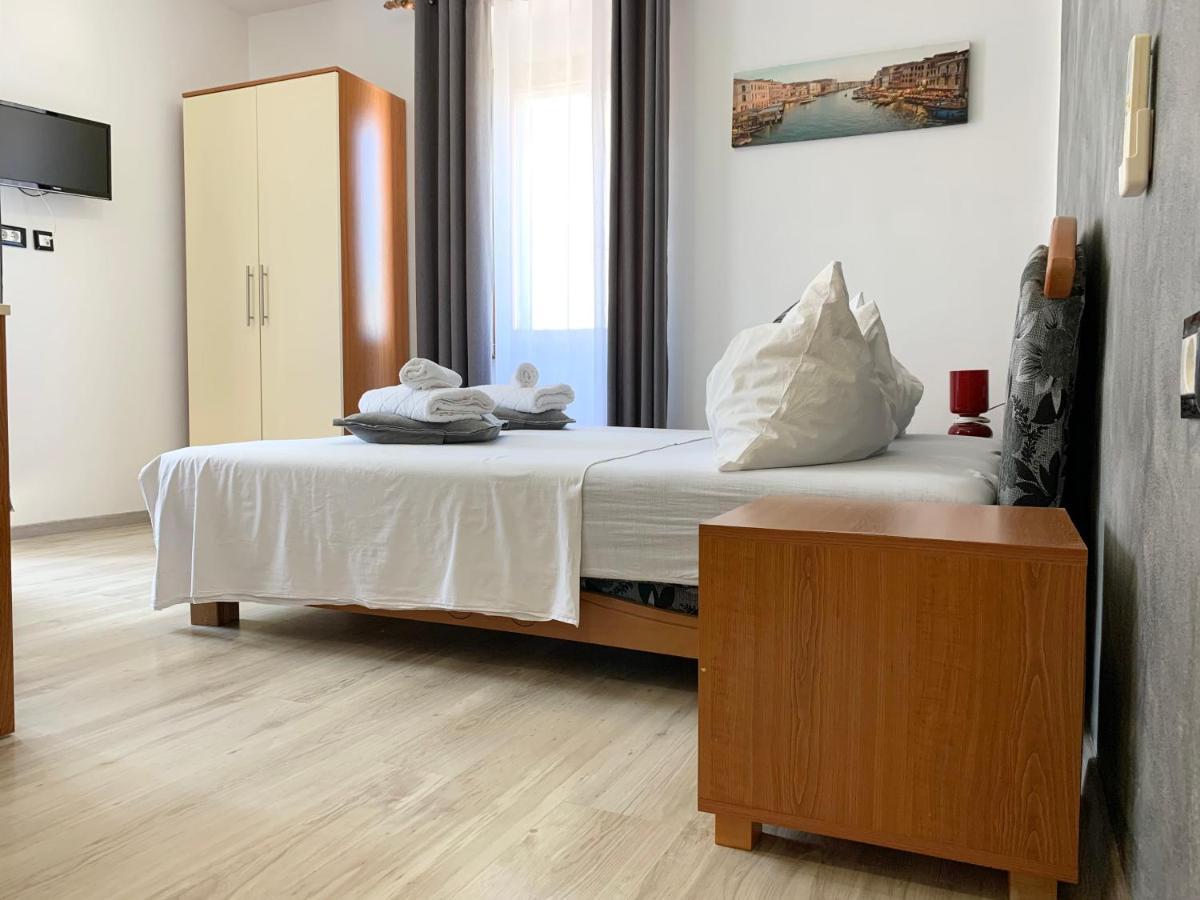 Rooms Valentino Пореч Екстериор снимка